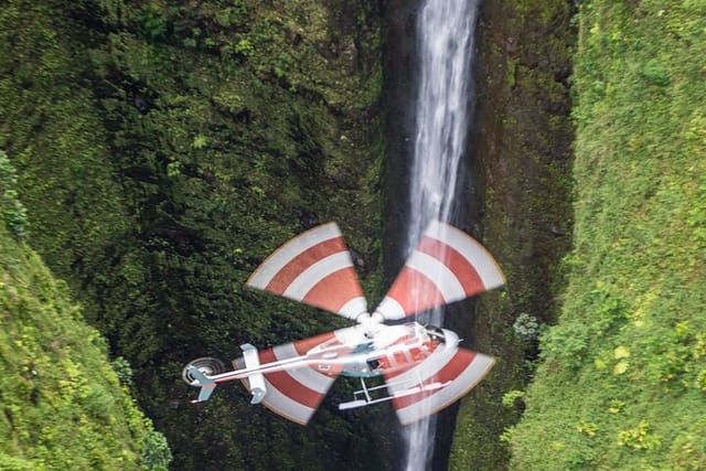 Kapolei: Doors-Off Helicopter Waterfall & Valley Explorer - Photo 1 of 6